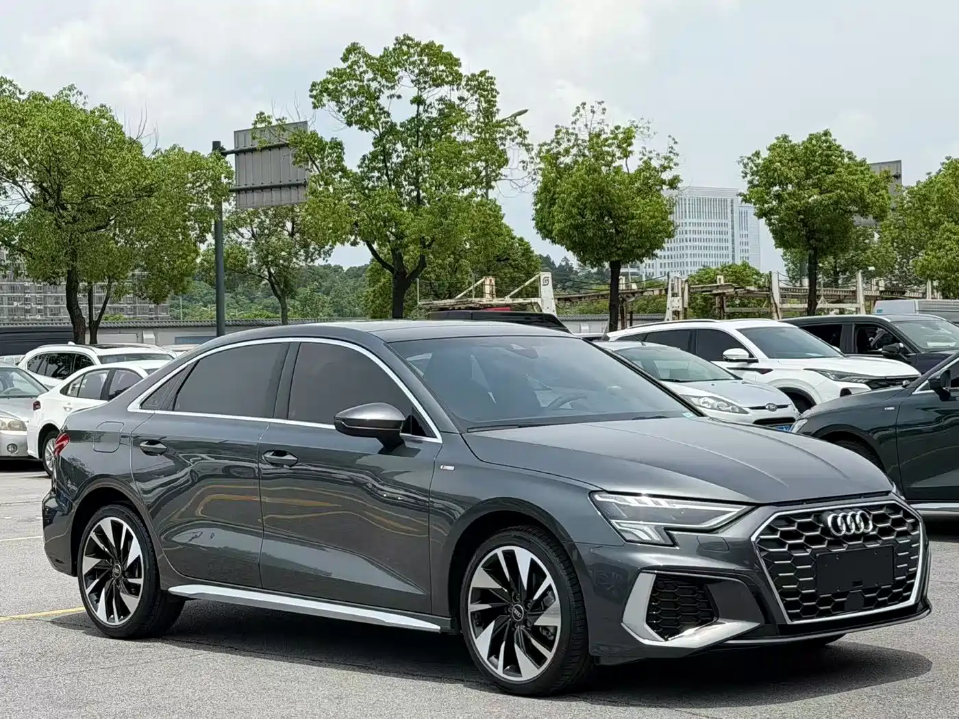 Audi A3 2023 A3L Limousine 35 TFSI Fashion Sport фото 2