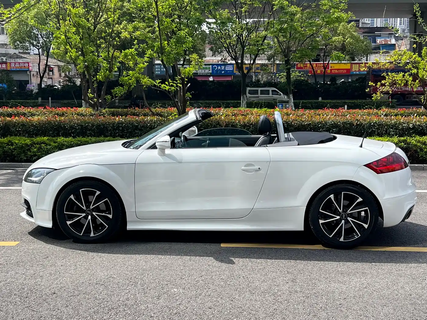Audi TT 2013 TT Roadster 45 TFSI quattro фото 4