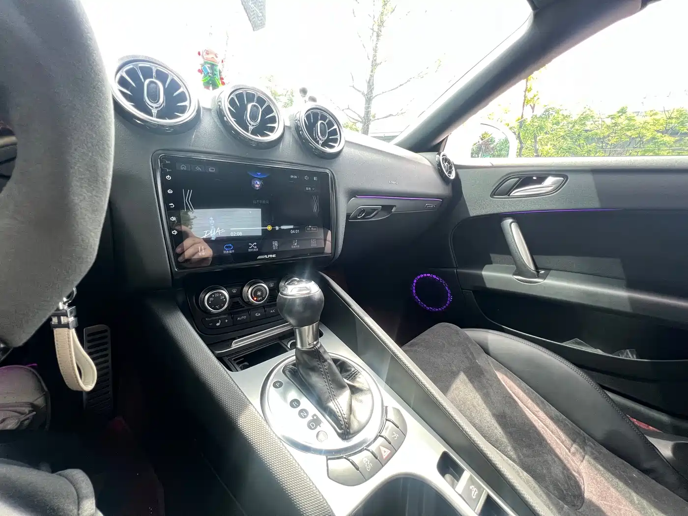 Audi TT 2013 TT Roadster 45 TFSI quattro фото 11