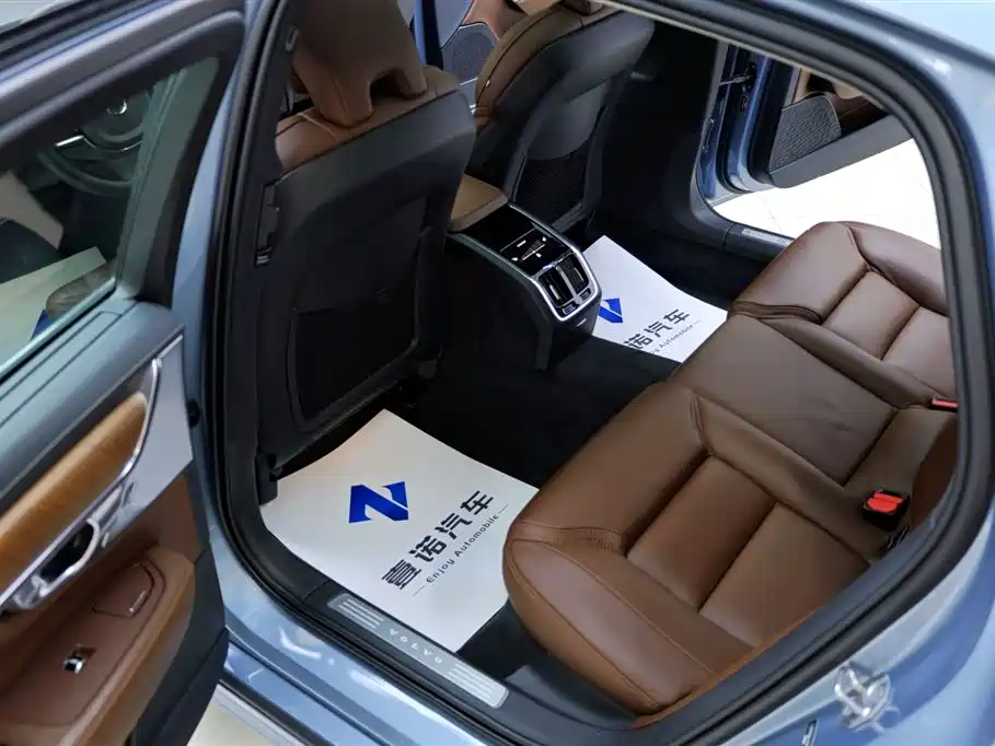 Volvo S90 2020 T5 Elegance Luxury Edition фото 30