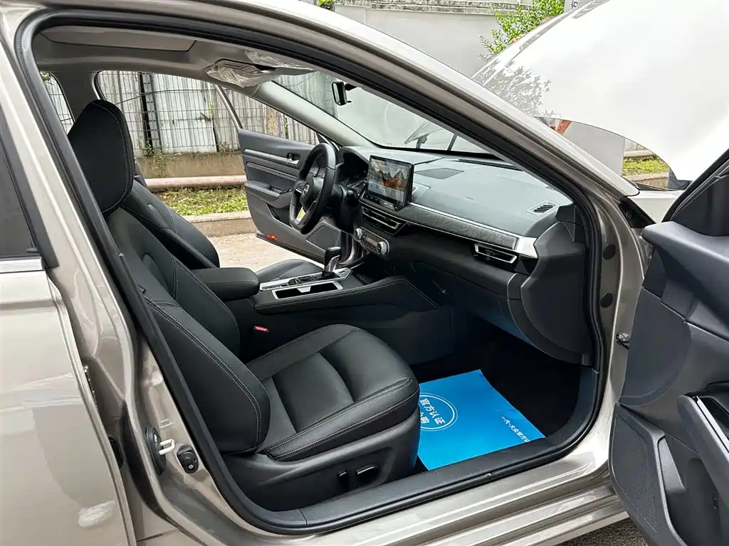 Nissan Teana 2025 2022 2.0L XL-TLS Comfort Edition