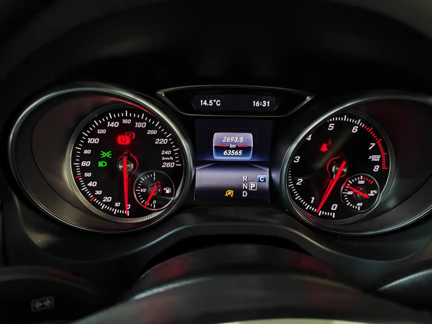 Mercedes-Benz CLA (Import) 2017 CLA 220 4MATIC фото 12
