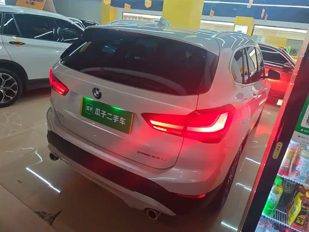 BMW X1 2022 sDrive25Li Leading фото 7