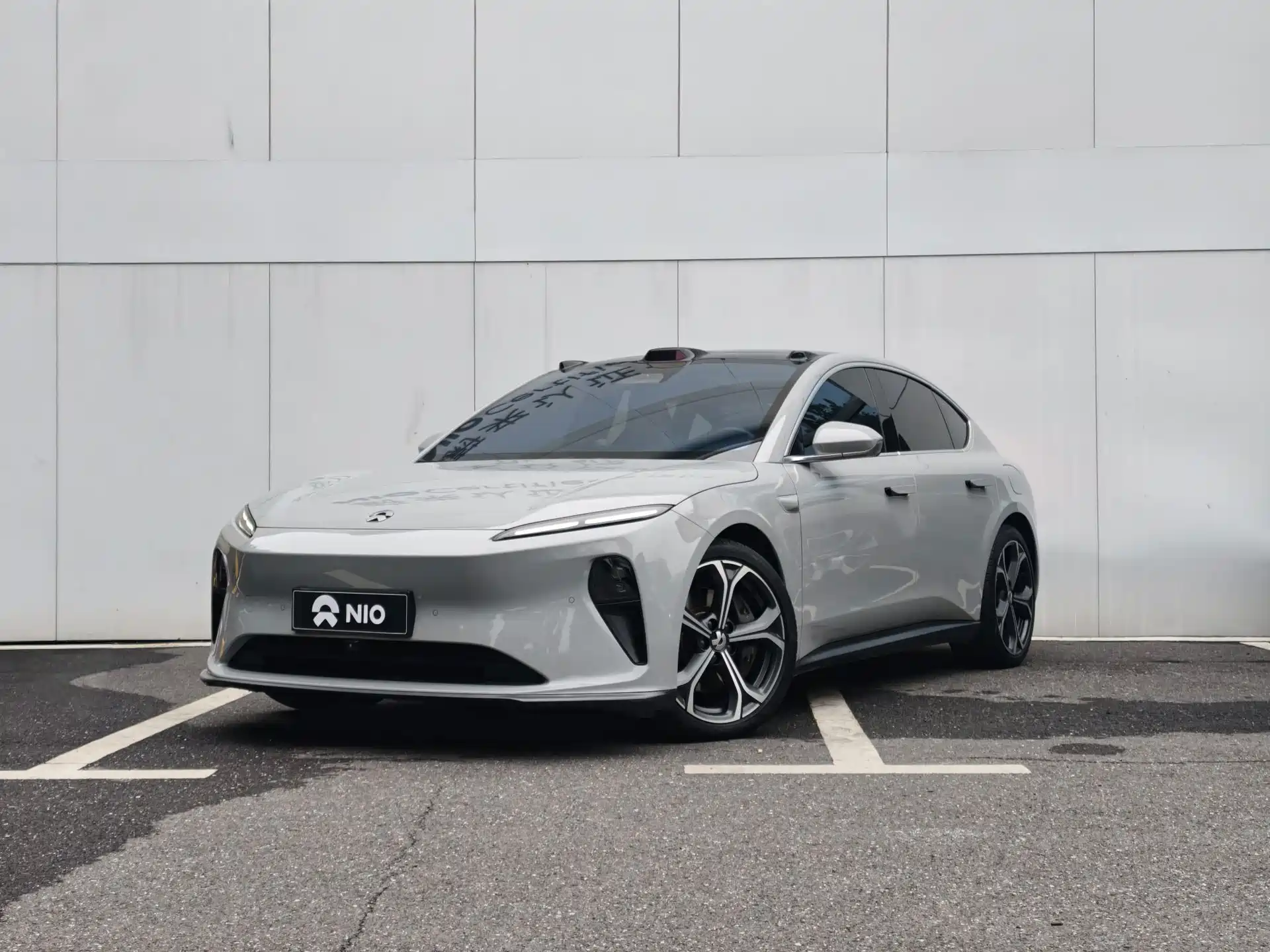 Фото 1 - NIO ET5