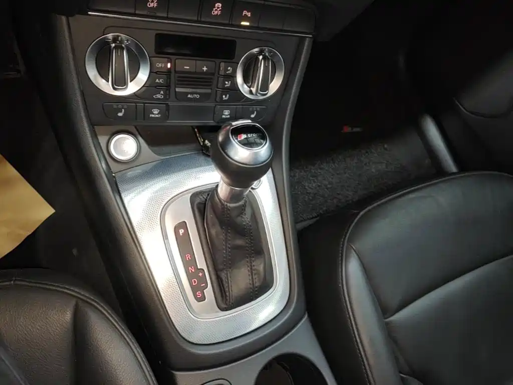 Фото 14 - Audi Q3