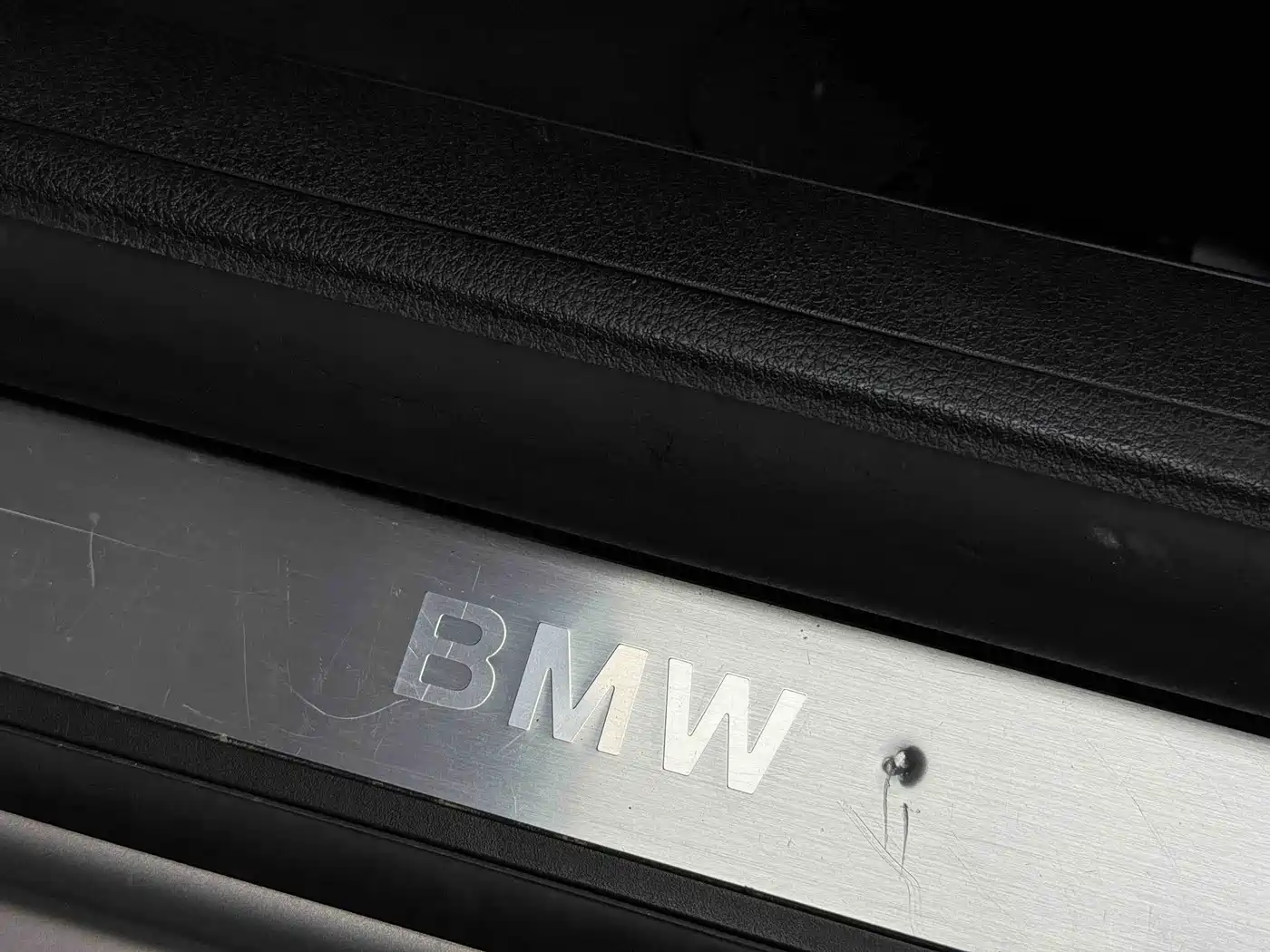 BMW 7 Series 2009 Model 740Li Leading Edition фото 8