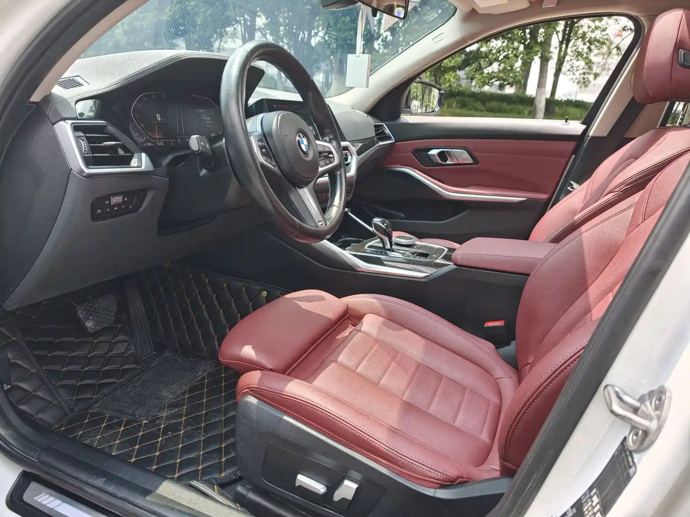 BMW 3 Series 2021 325Li M Sport Package фото 6