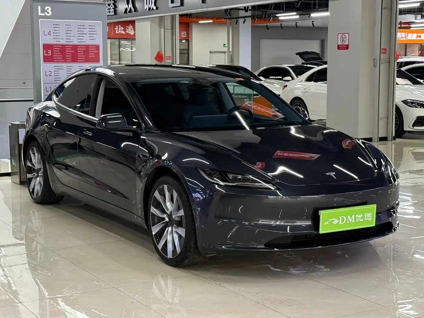 Tesla Model 3 2025