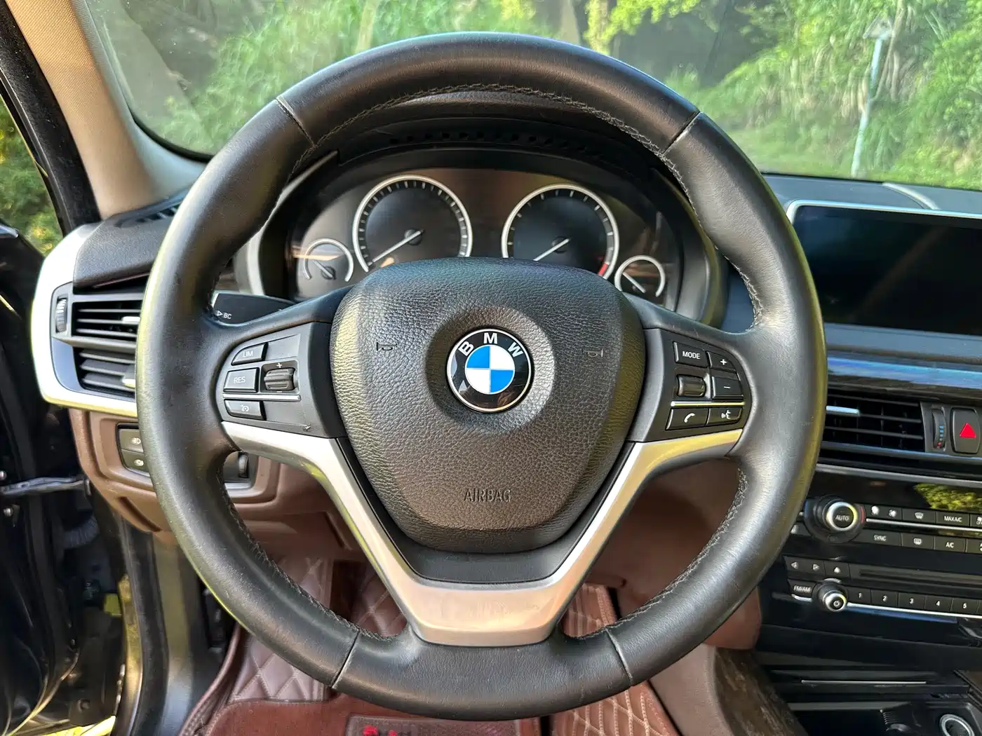 BMW X5 (Import) 2014 xDrive35i Leading фото 19