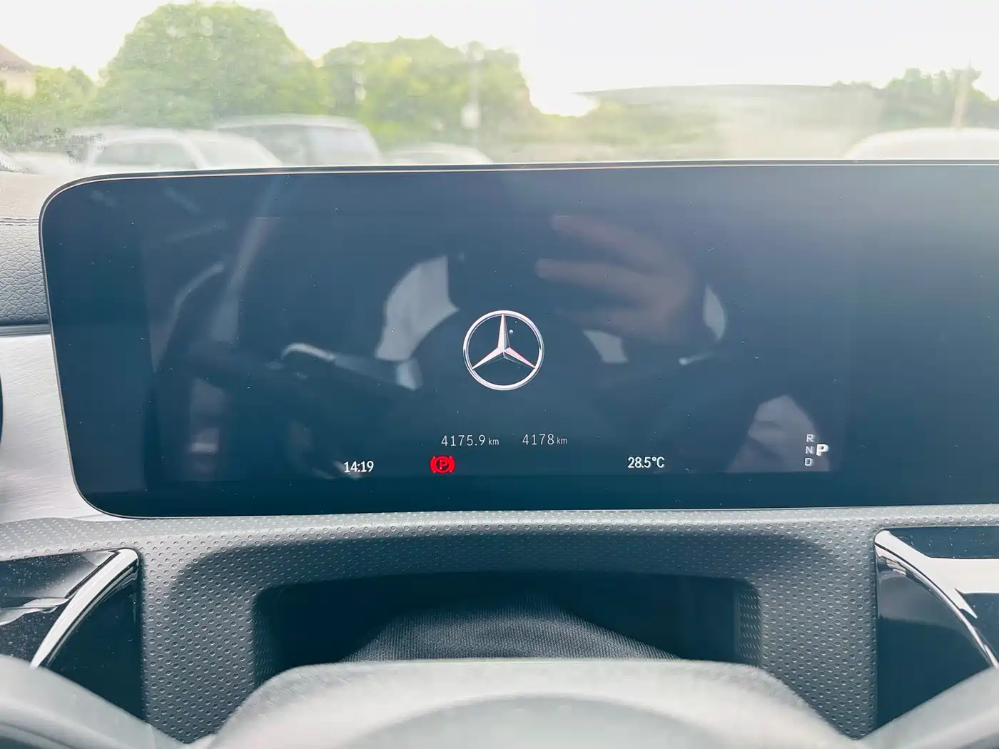 Mercedes-Benz A-Class AMG 2025 AMG A 35 L 4MATIC фото 15