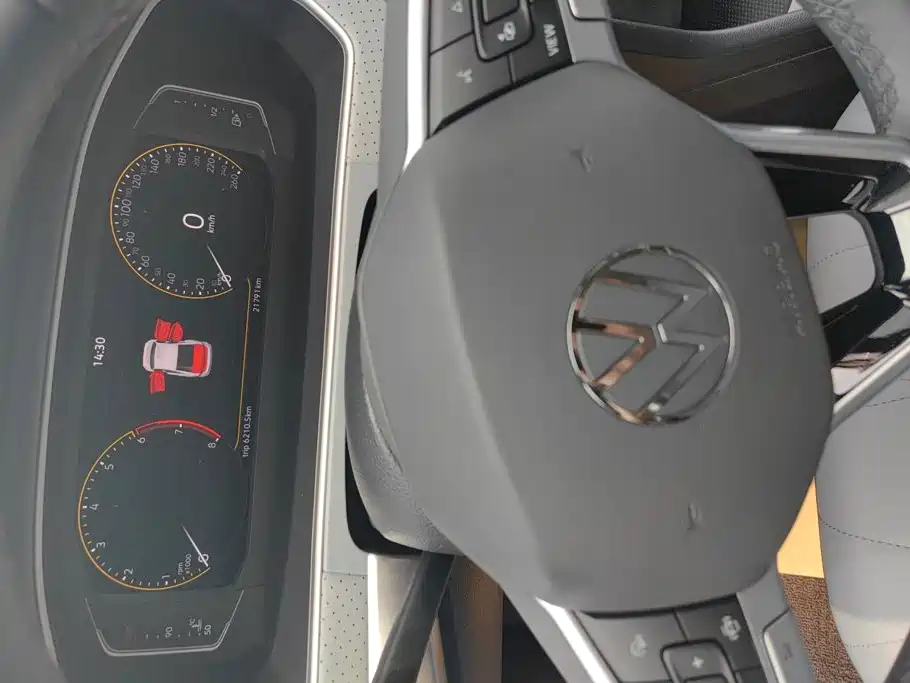 Volkswagen Lavida 2024 Model 1.5L Automatic Starlight 5 Million Edition 14