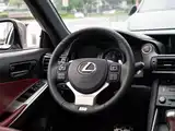 Фото 15 - Lexus IS