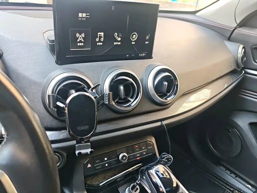 WEY VV5 2017 2017 2.0T Super Luxury Model
