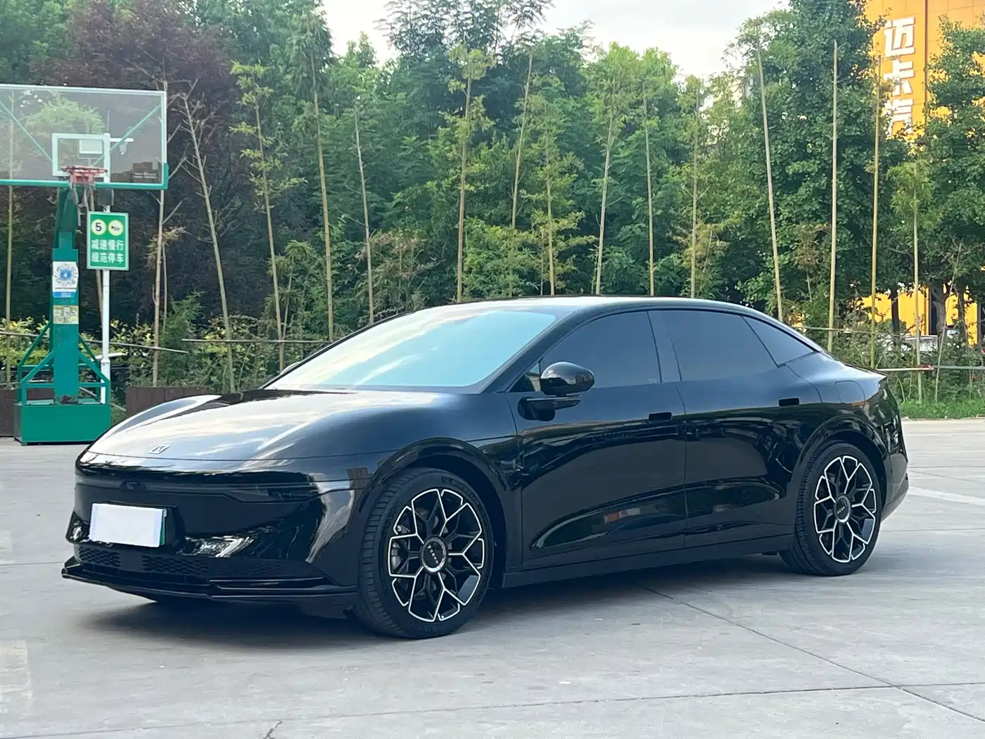 ZEEKR 007 2024 2024 RWD Enhanced 75kWh