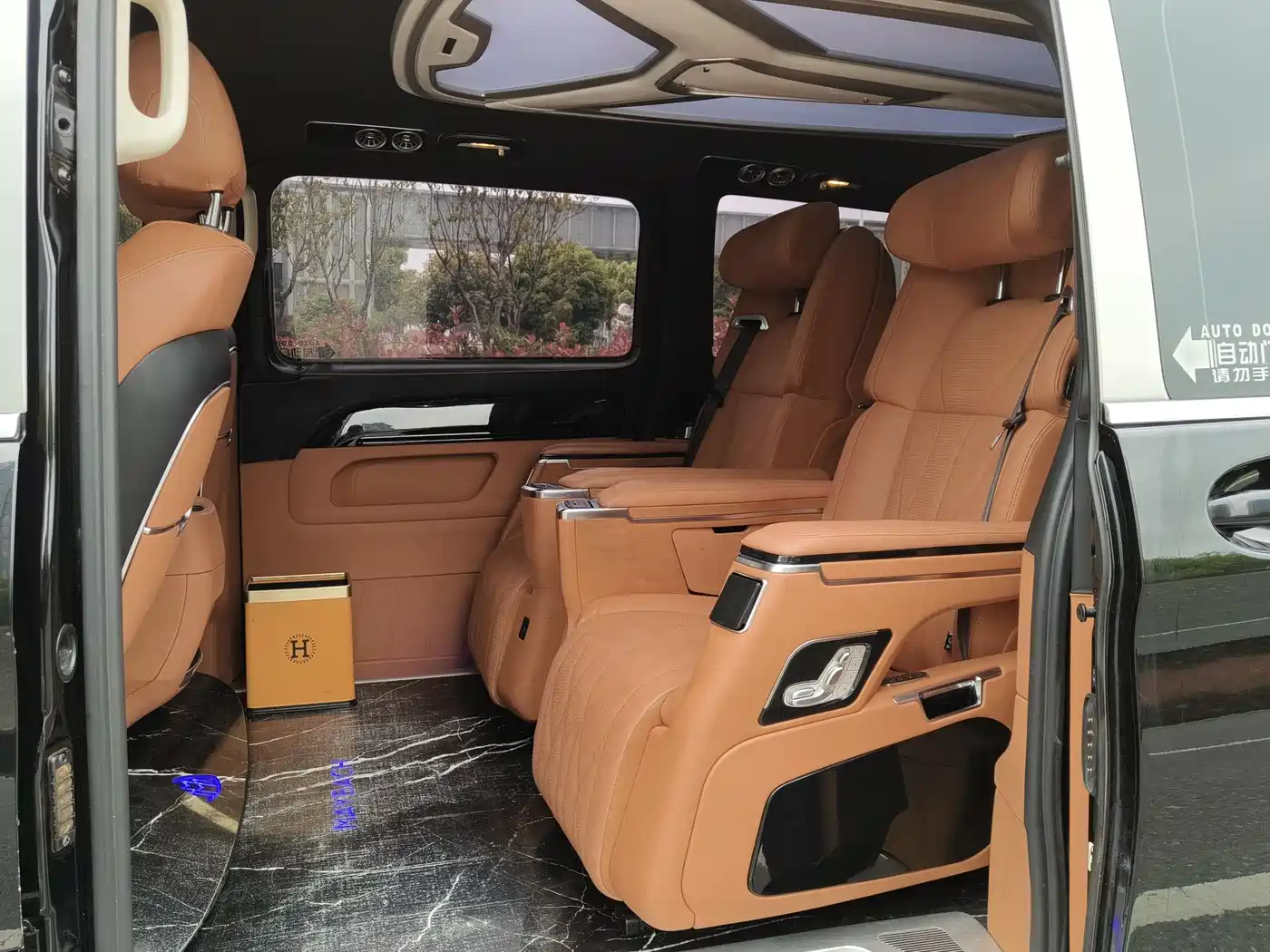 Mercedes-Benz Vito 2021 2.0T Business Edition 7-seater фото 7