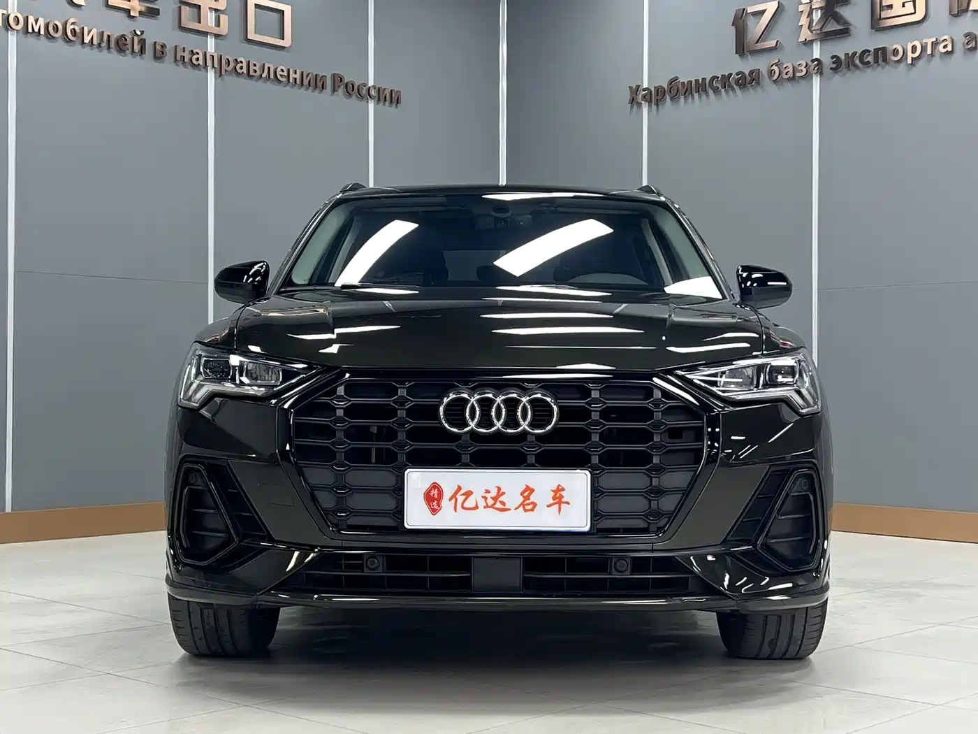 Audi Q3 2022 35 TFSI Fashion Dynamic фото 2
