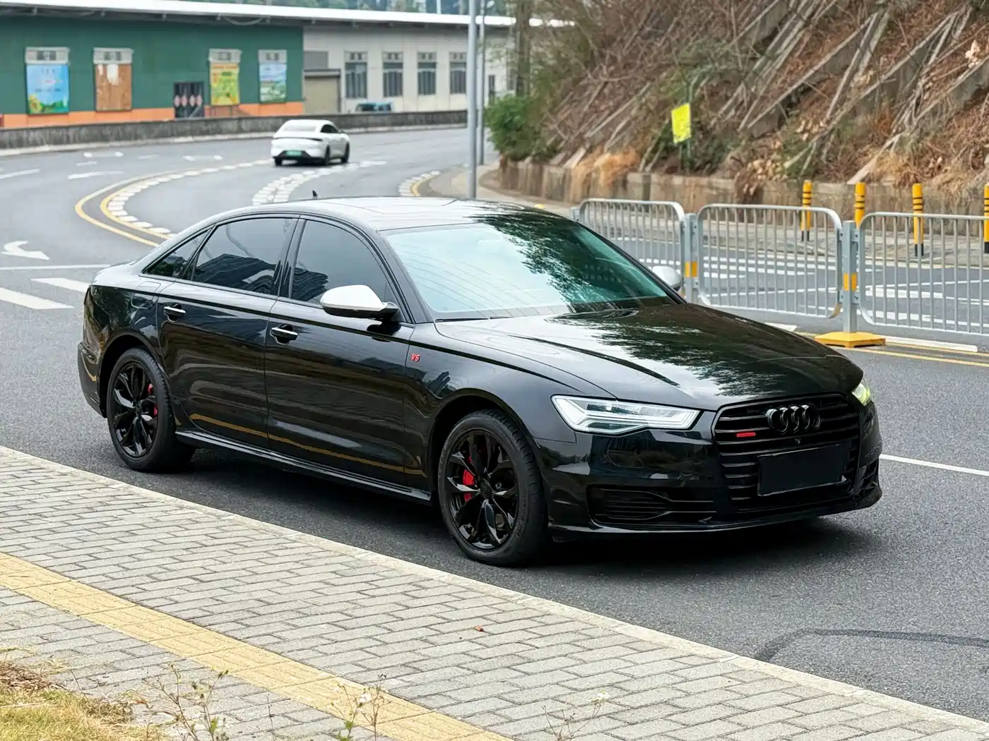 Audi A6L 2017 45 TFSI quattro Sport фото 3