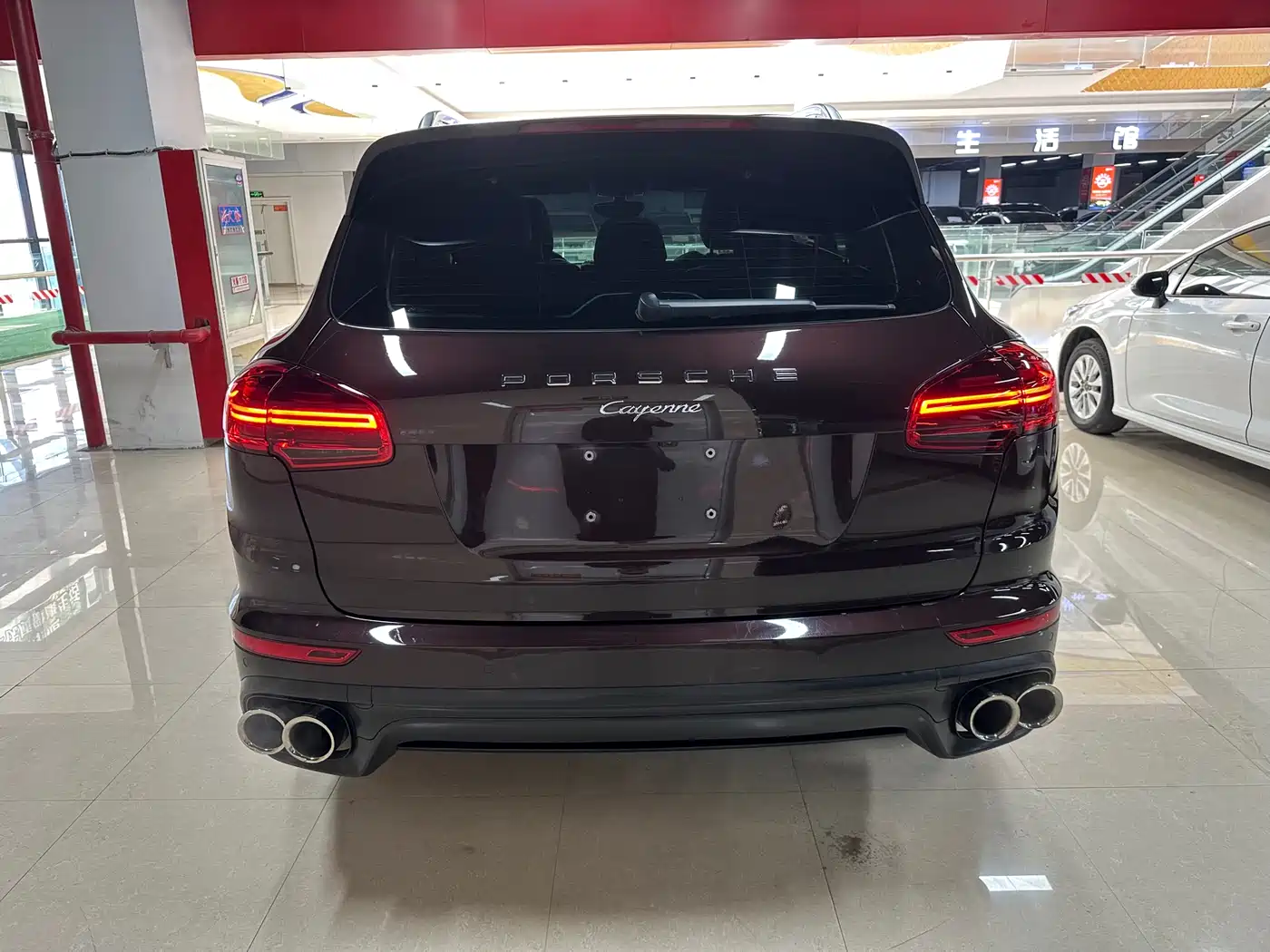Porsche Cayenne 2016 Cayenne Platinum Edition 3.0T фото 5