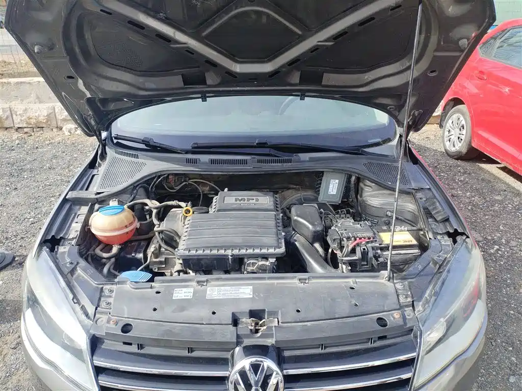 Volkswagen Jetta 2015 Value Edition 1.6L Manual Comfort фото 16