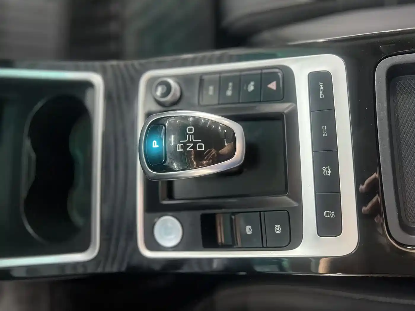 BYD Qin New Energy 2020 2019 Long Range Luxury Edition