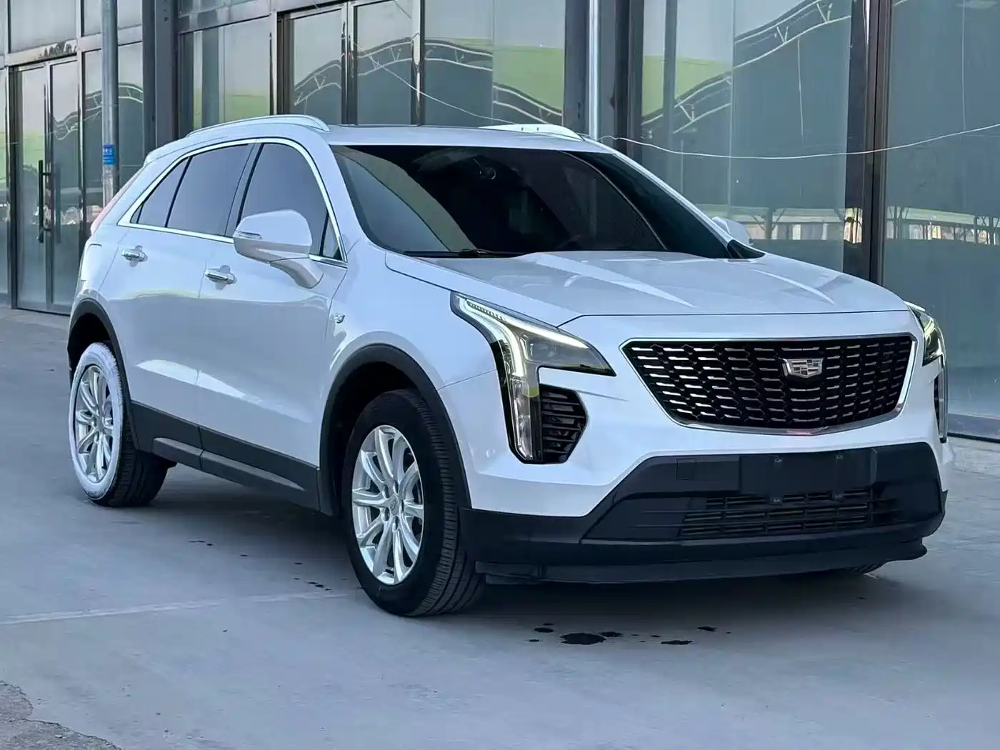 CADILLAC XT4