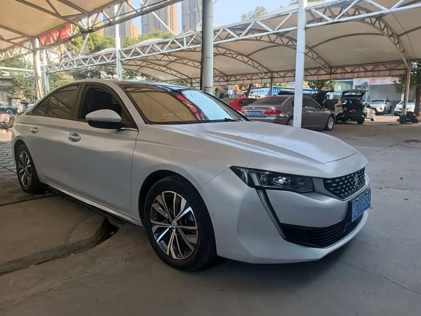 PEUGEOT 508