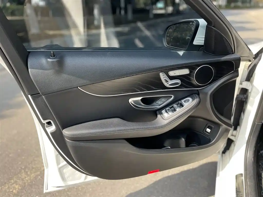 Mercedes-Benz C-Class (Import) 2019 C 260 Estate фото 22