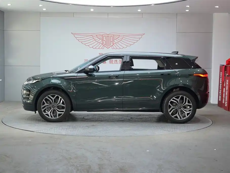 Land Rover Range Rover Evoque 2022 Range Rover Evoque L 249PS R-Dynamic Luxury Edition фото 2