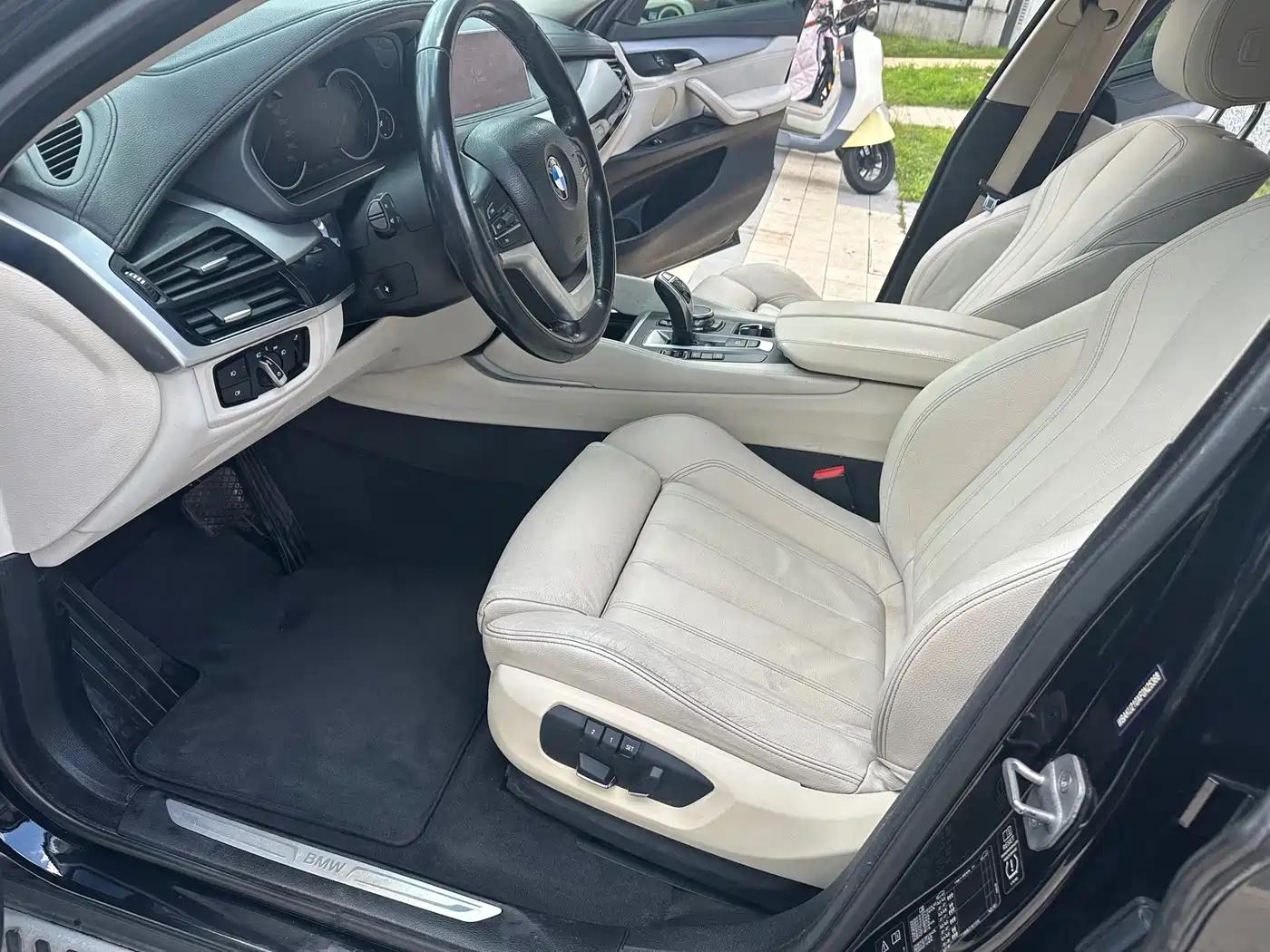 BMW X6 2015 xDrive35i Leading Type фото 6