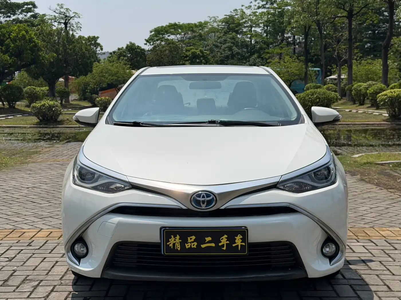 Toyota Levin 2017 Facelift Hybrid 1.8H GS E-CVT Elite Sunroof Edition China V фото 3