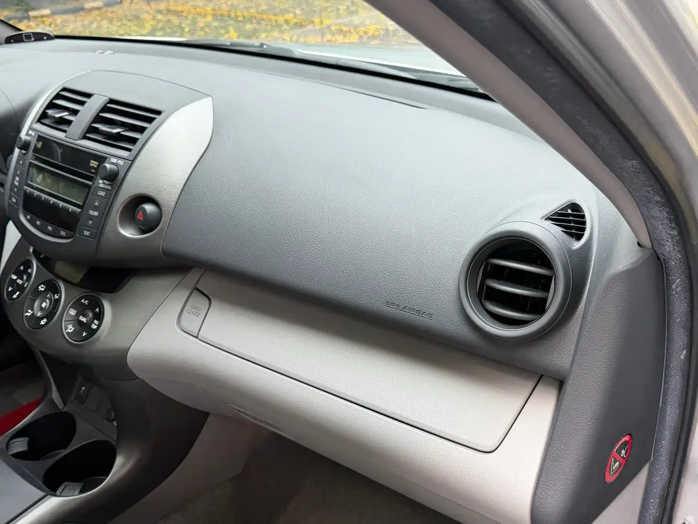 Toyota RAV4 Rongfang 2009 2.0L Automatic Luxury Edition фото 20