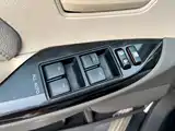 Photo 7 - Toyota Sienna
