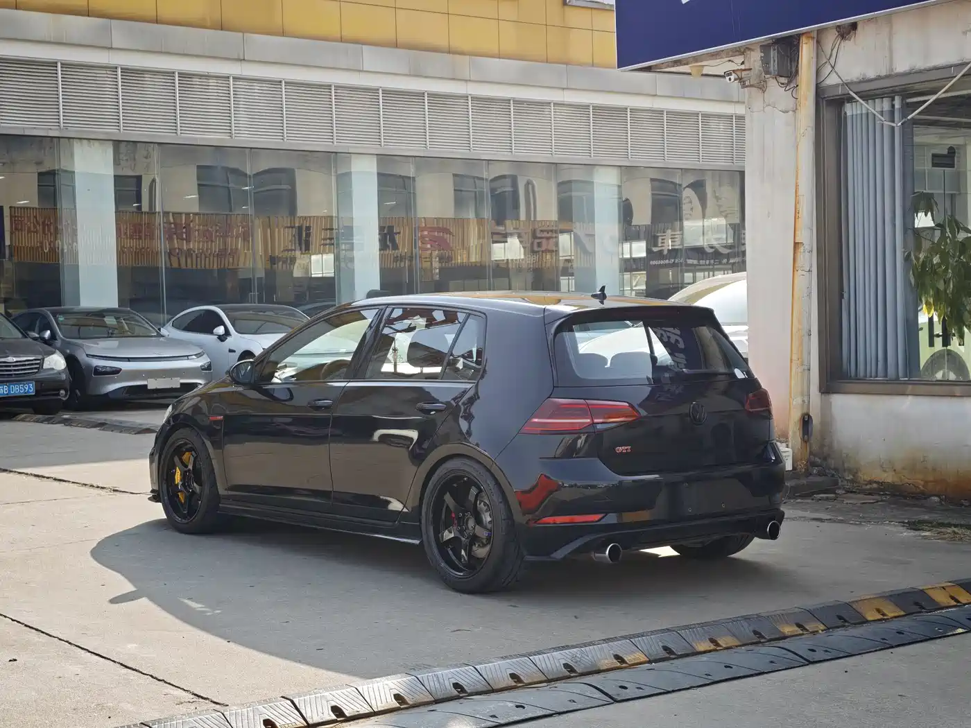 Volkswagen Golf GTI 2018 2.0TSI GTI фото 4
