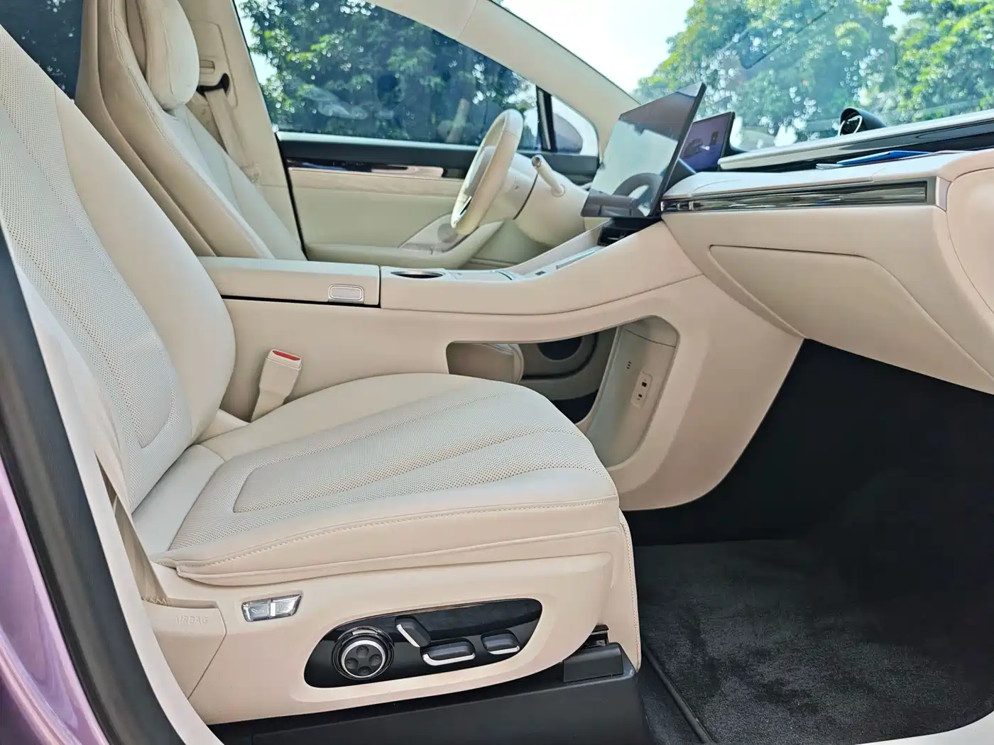 Zhijie Luxeed R7 2025 2024 Pure Electric 667km Max