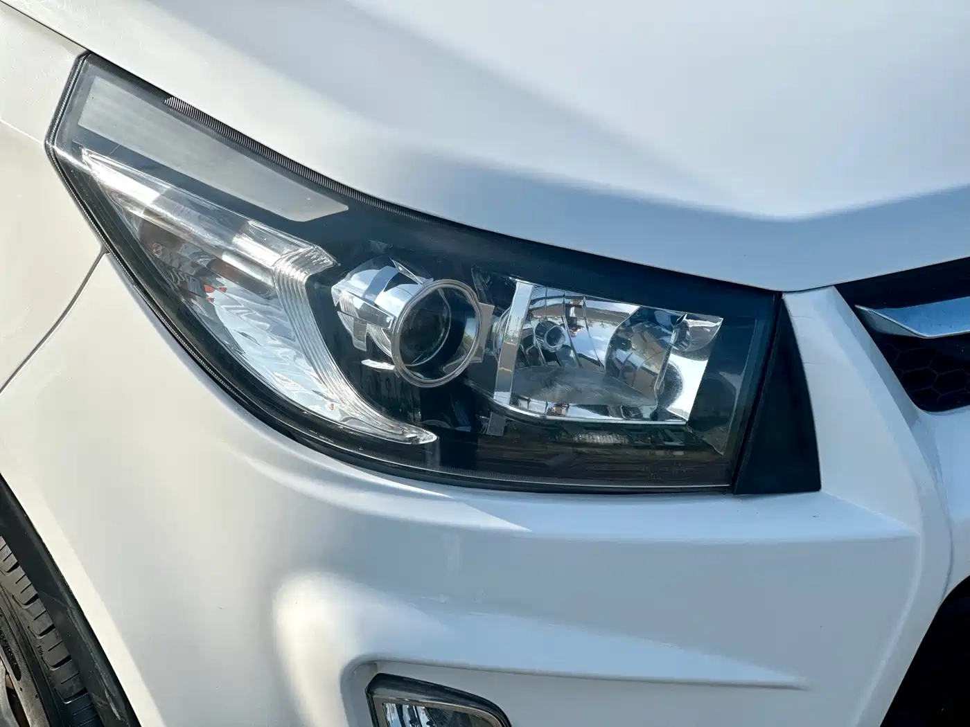 BAIC Huansu S3 2015 2014 1.5L Luxury (China IV)
