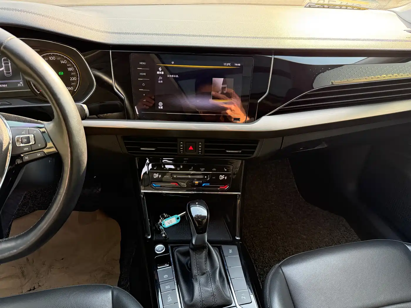 Volkswagen Passat 2021 Model 330TSI Elite Edition фото 5