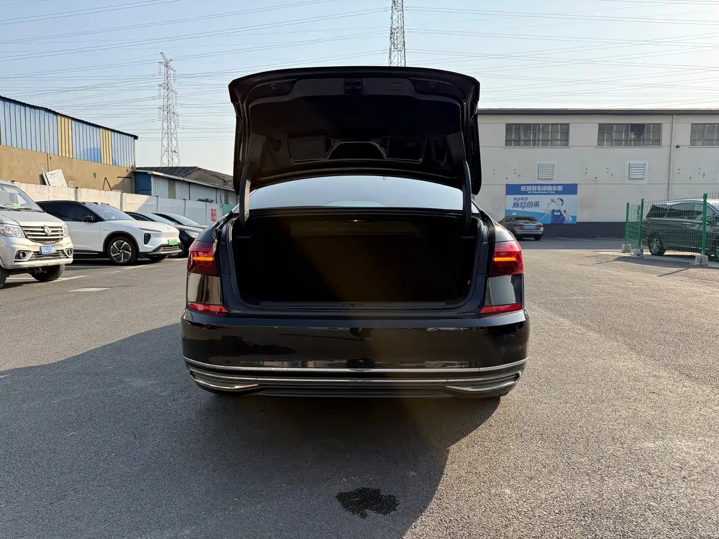 Volkswagen Passat 2021 Model 330TSI Elite Edition фото 26