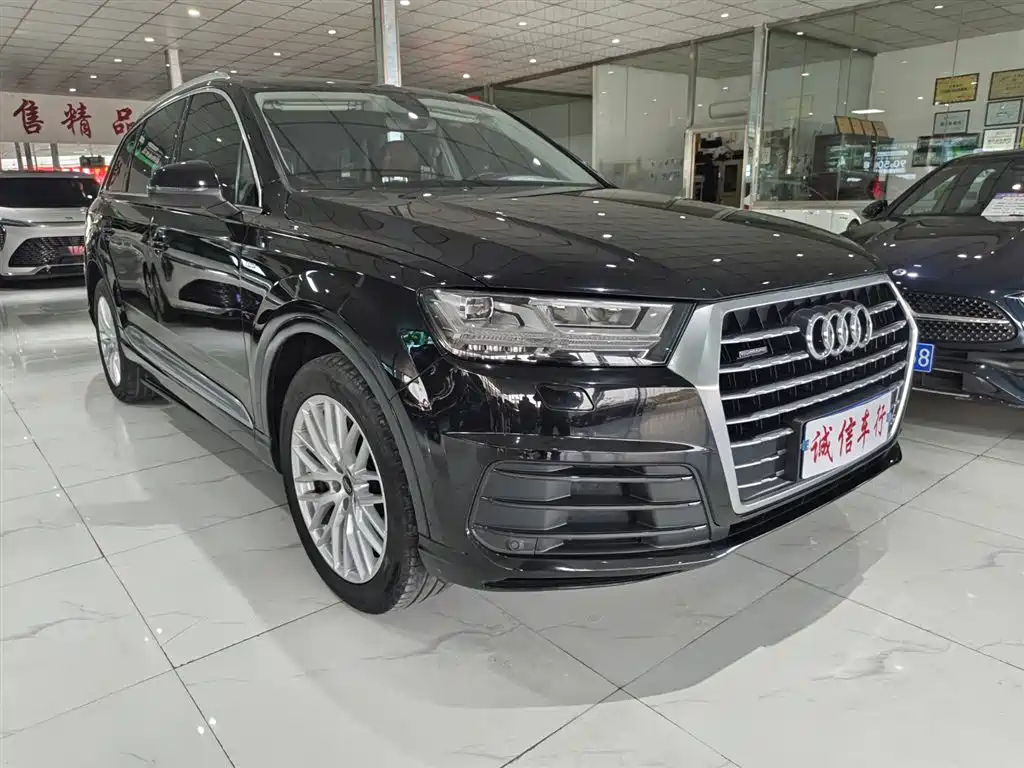 Audi Q7 2018 45 TFSI Technology фото 3