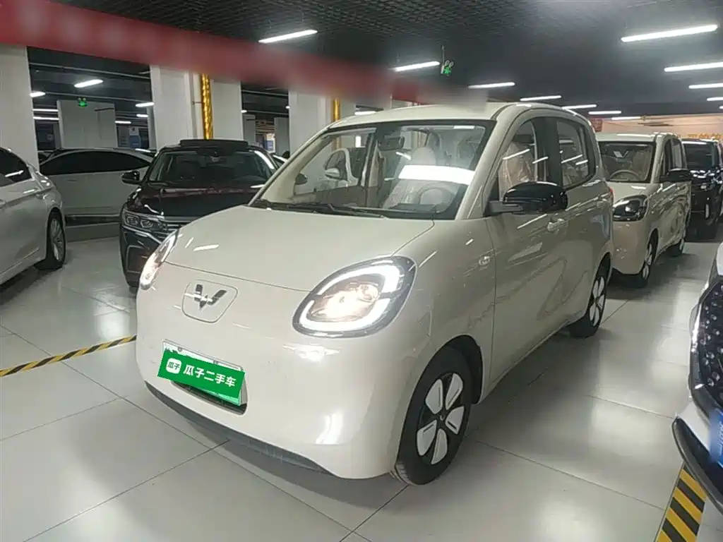 Wuling Motors Hongguang MINIEV 2026 2025 4-Door Advanced