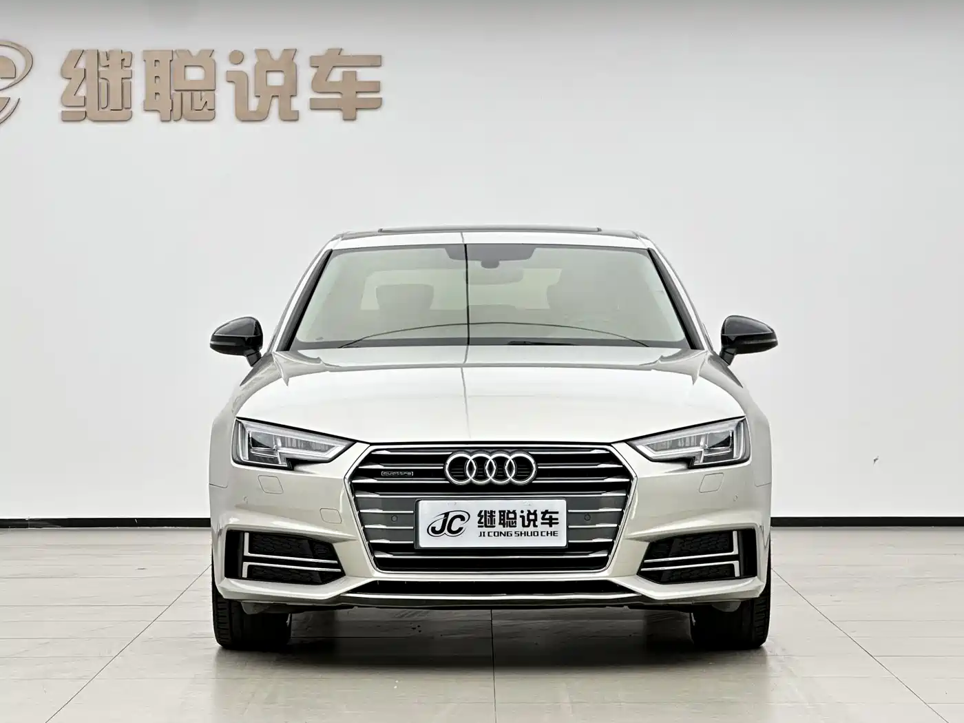Audi A4L 2018 30th Anniversary 45 TFSI quattro Personality Sport фото 2