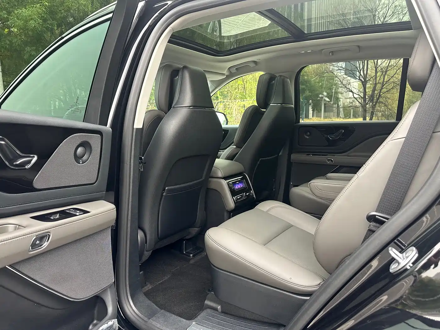 Lincoln Aviator 2026 2024 3.0T V6 AWD Luxury Edition 6-Seater
