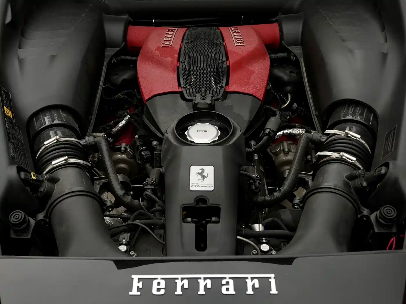 Ferrari F8 2023 2019 Tributo 3.9T V8