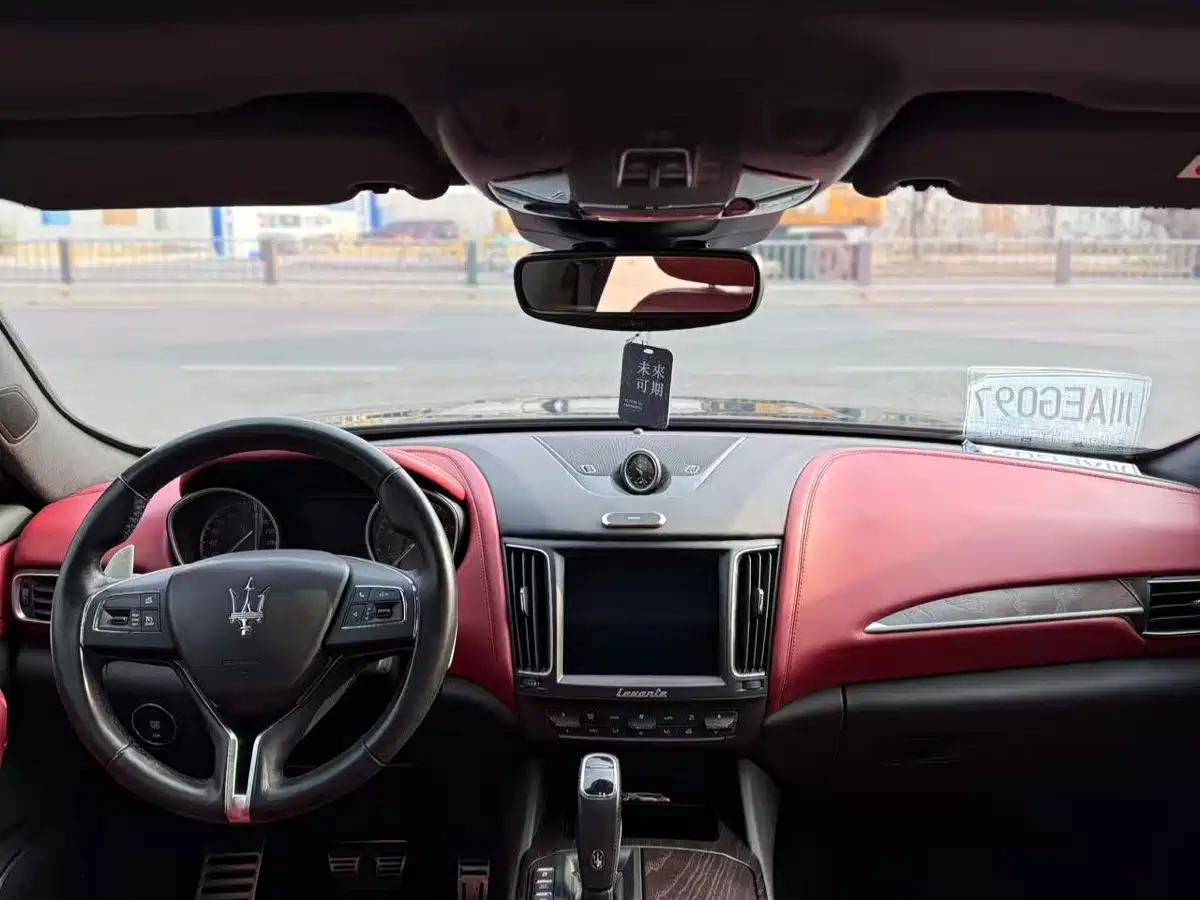 Maserati Levante 2019 3.0T Standard Edition China V фото 12