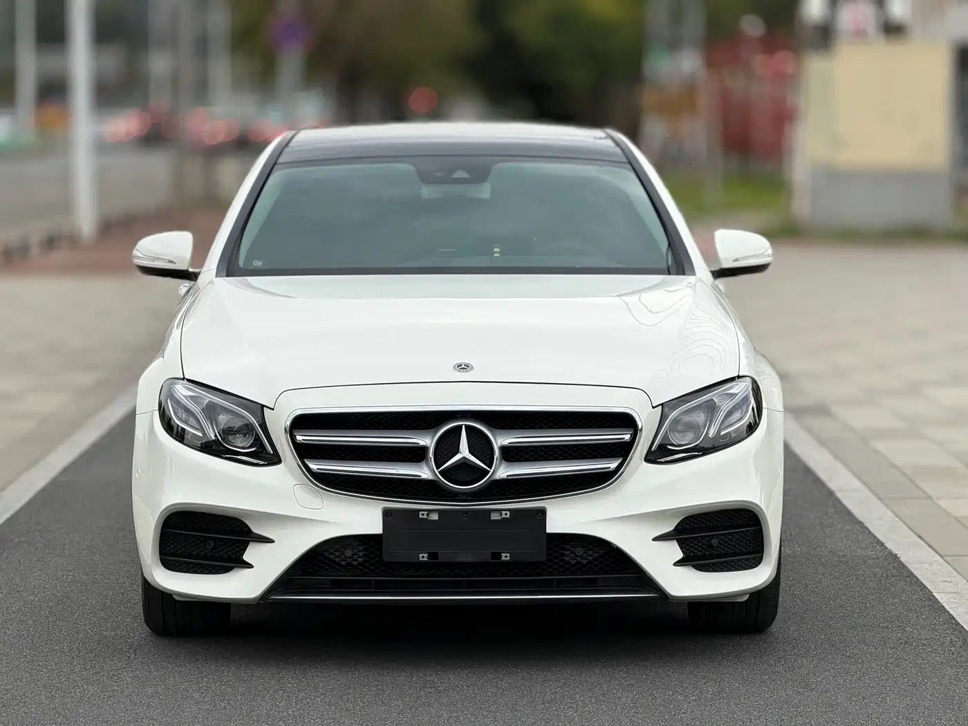 Mercedes-Benz E-Class 2018 Facelift E 200 L Sport фото 3