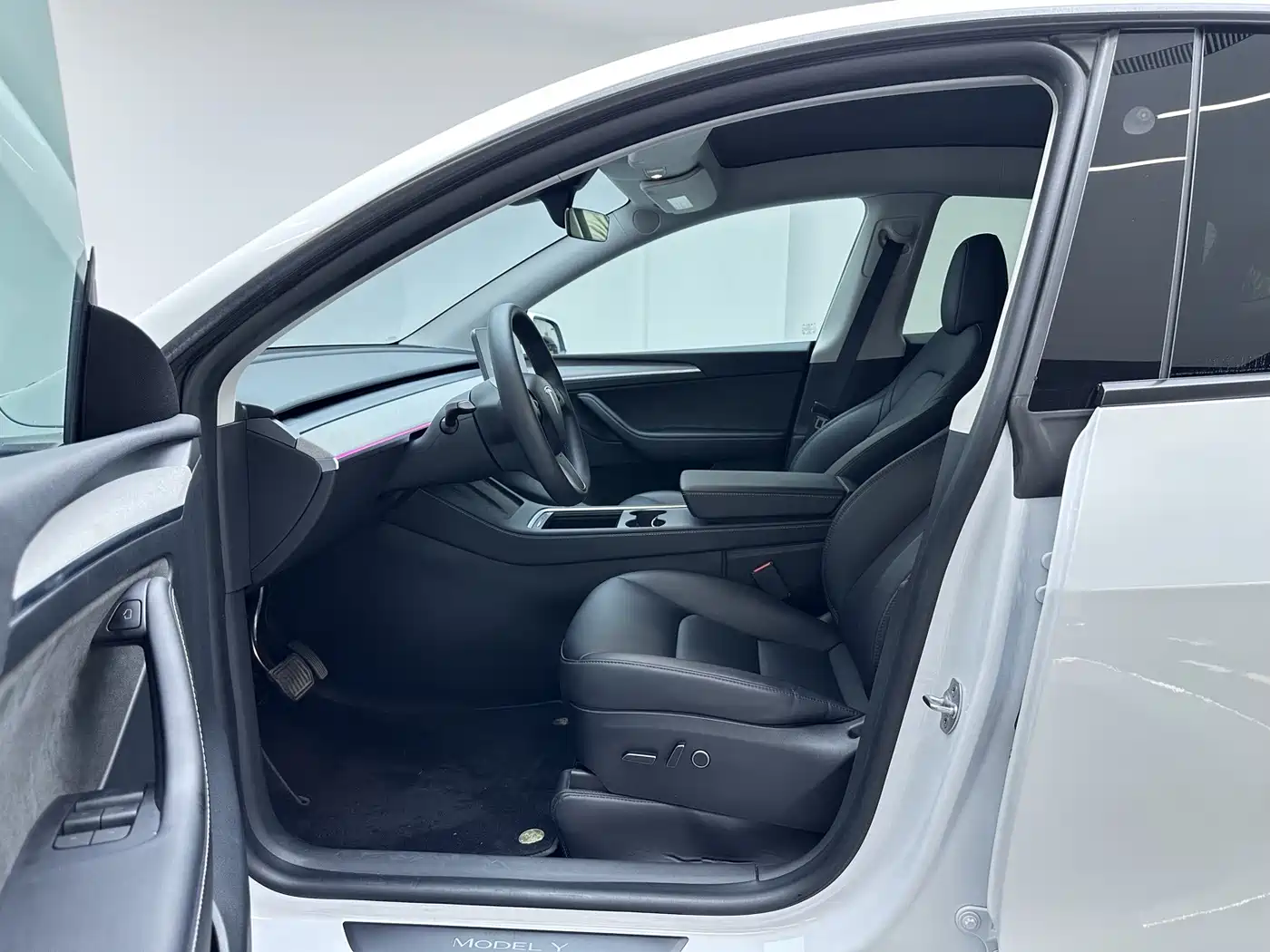 Tesla Model Y 2026 2024 Long Range AWD