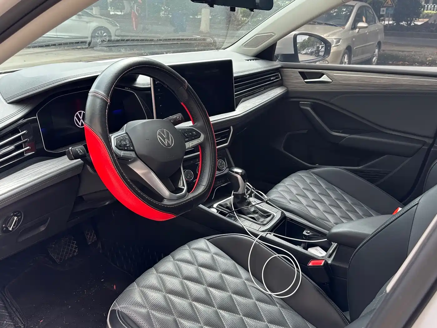 Volkswagen Sagitar 2023 300TSI DSG Surpassing Edition фото 4