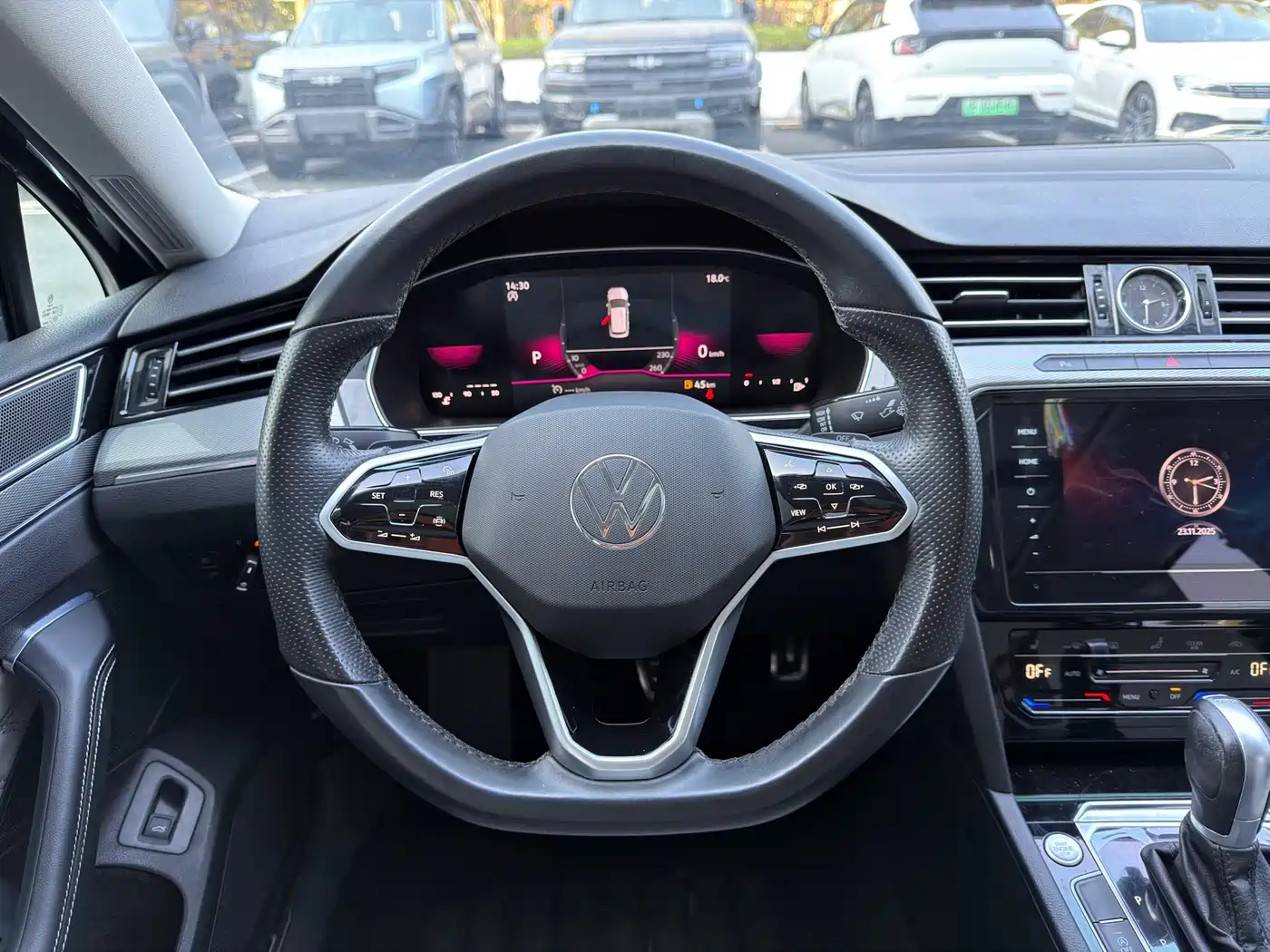 Volkswagen Magotan 2023 2 Million Units Anniversary Edition 330TSI DSG Leading Type фото 7
