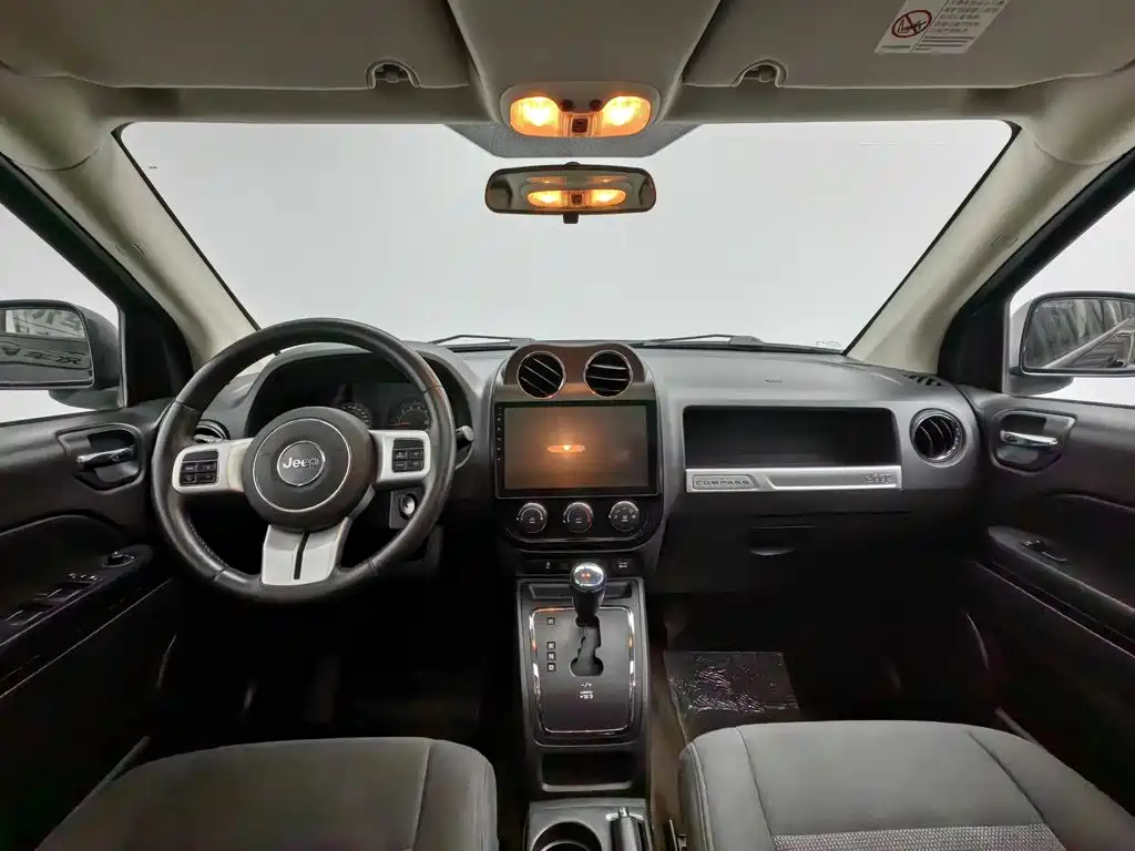 2016 Jeep Compass (Import)
