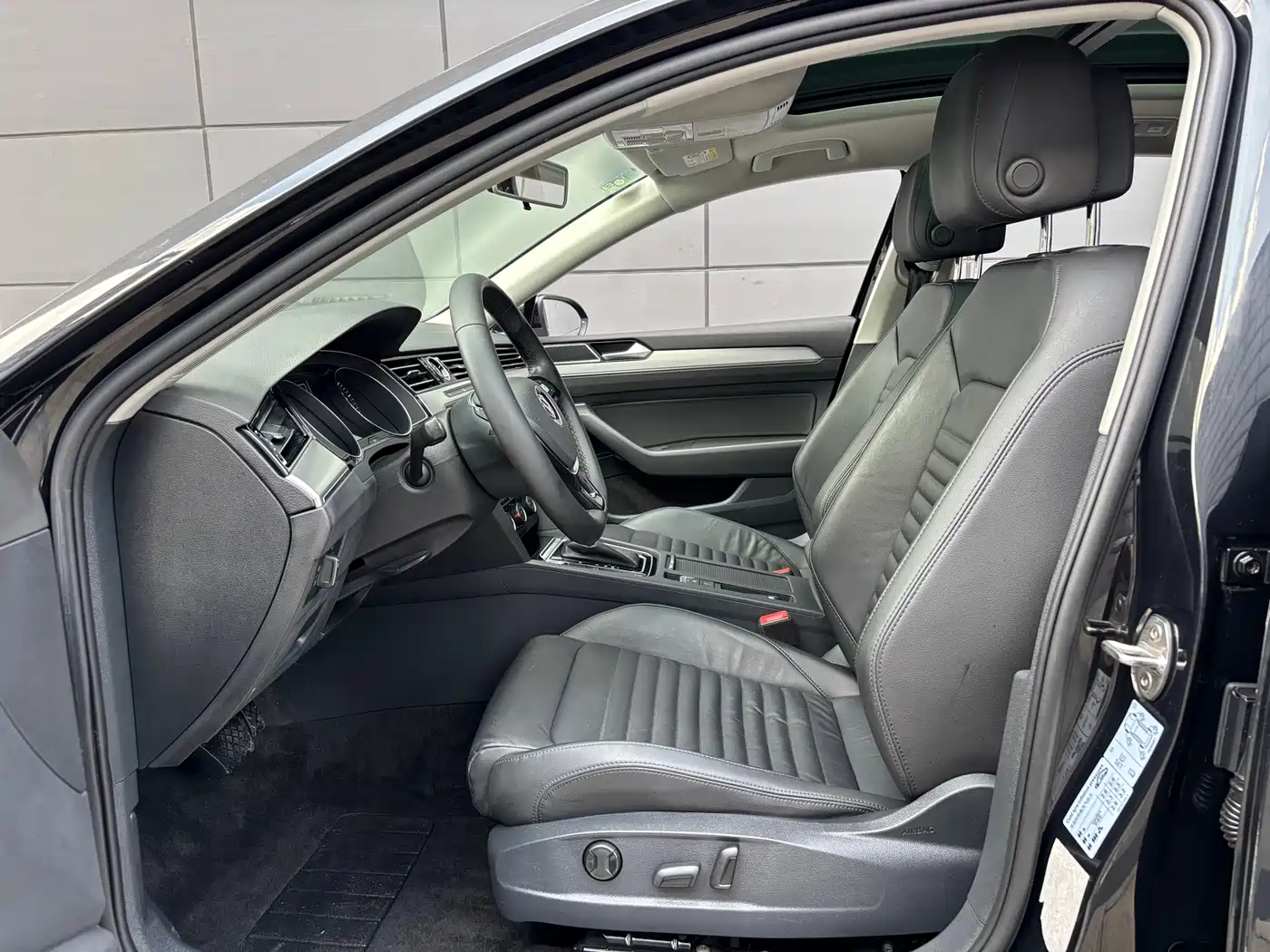 Volkswagen Magotan 2018 330TSI DSG Leading фото 11
