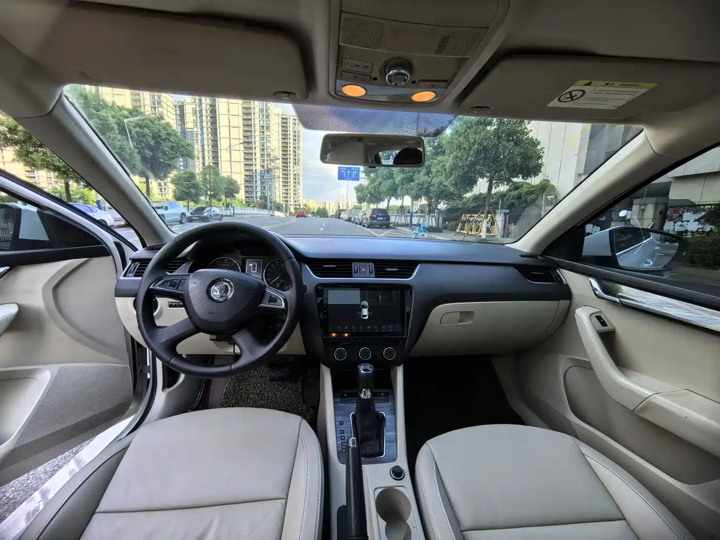 Škoda Octavia 2015 1.6L Automatic逸俊版 фото 8